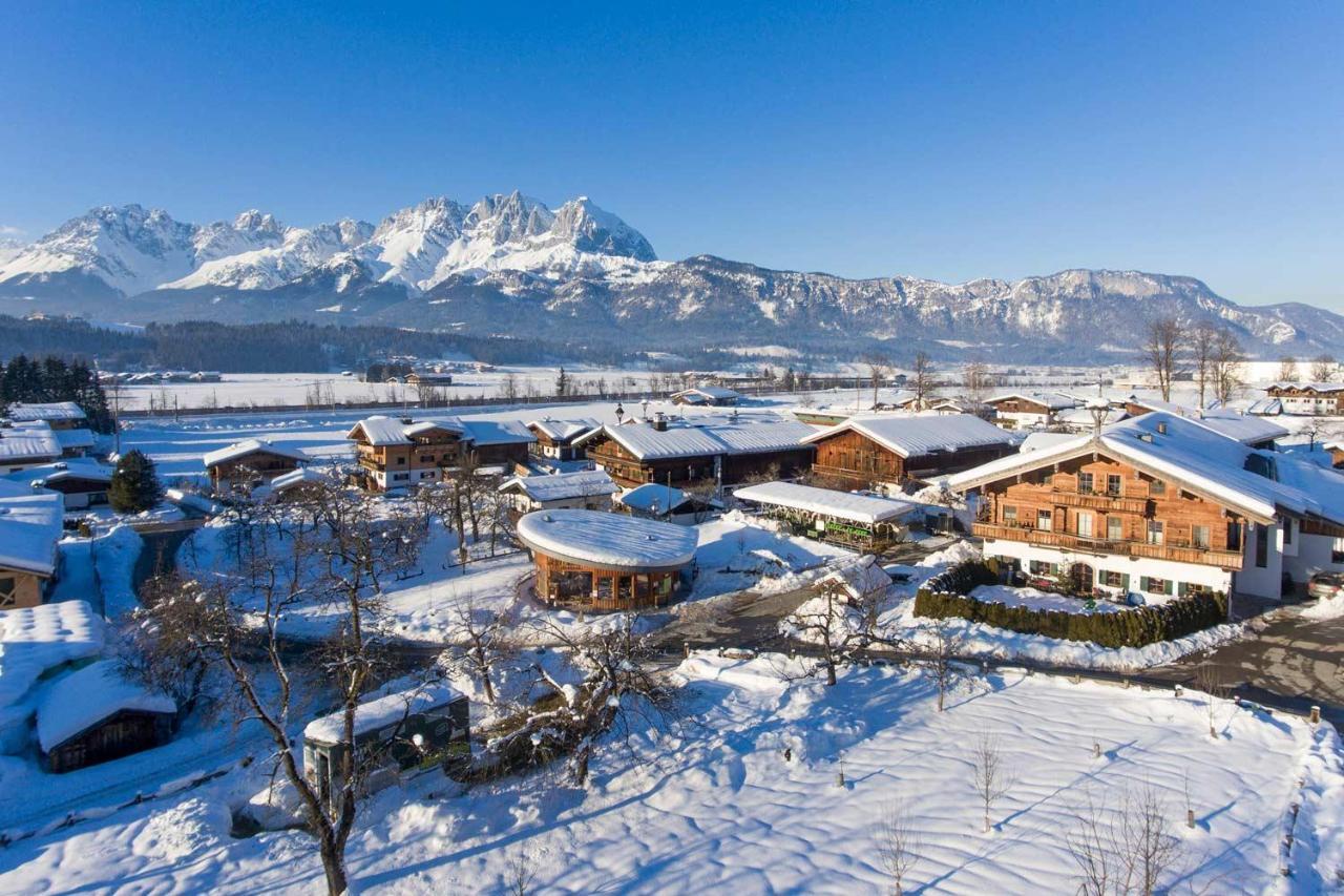 Hotel Penzinghof Oberndorf in Tirol Bagian luar foto