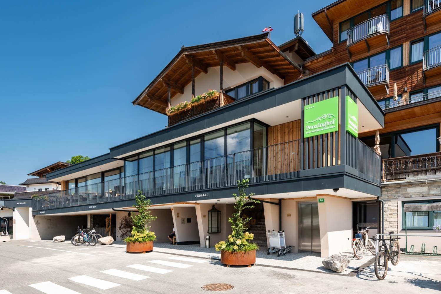 Hotel Penzinghof Oberndorf in Tirol Bagian luar foto