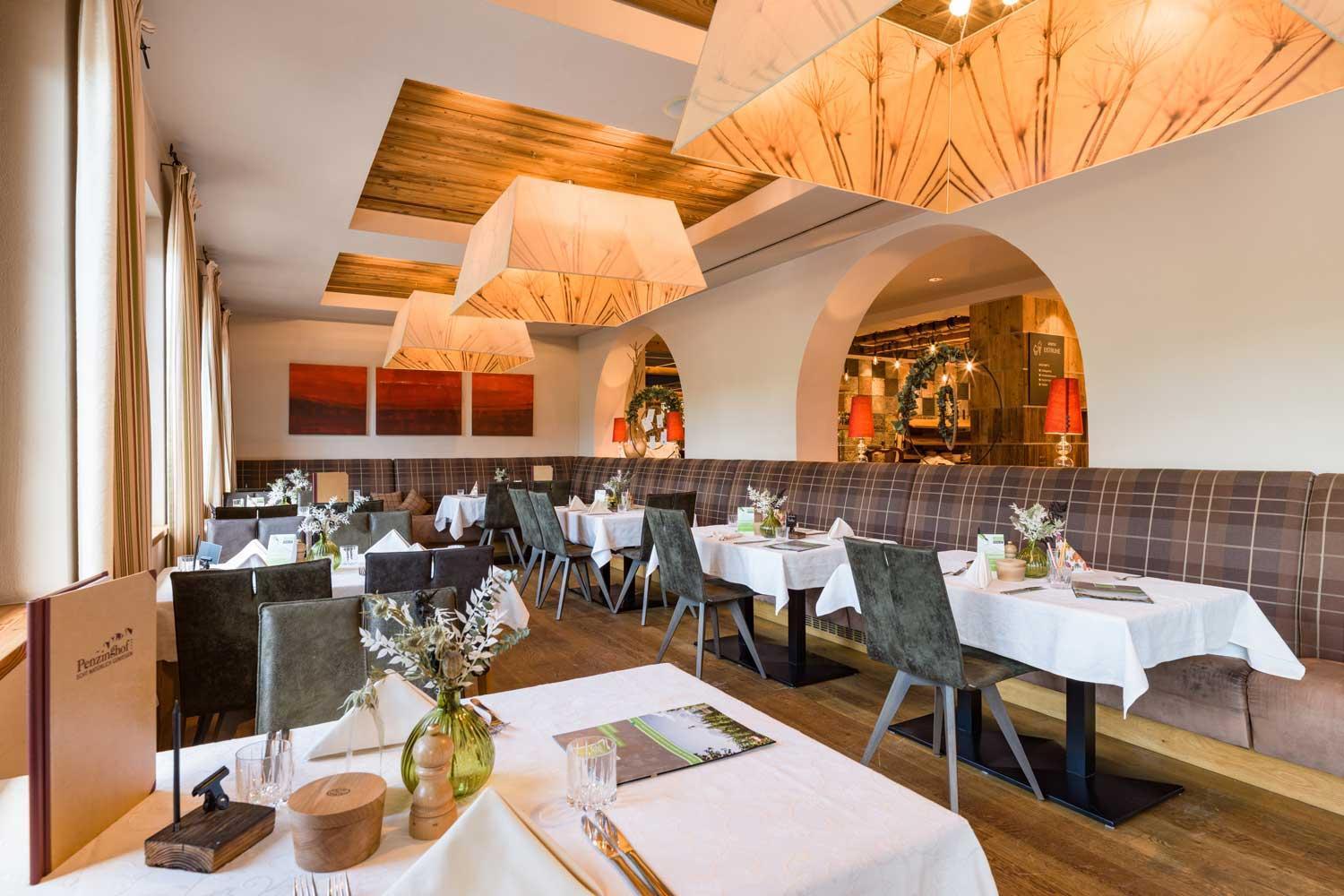 Hotel Penzinghof Oberndorf in Tirol Bagian luar foto