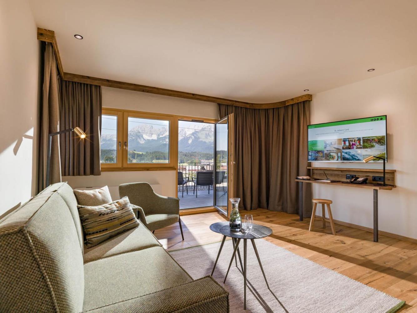 Hotel Penzinghof Oberndorf in Tirol Bagian luar foto